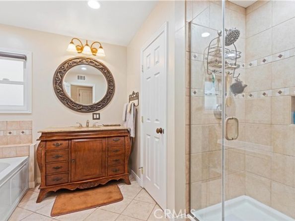 13405 Tiara Street, Los Angeles CA 91401
