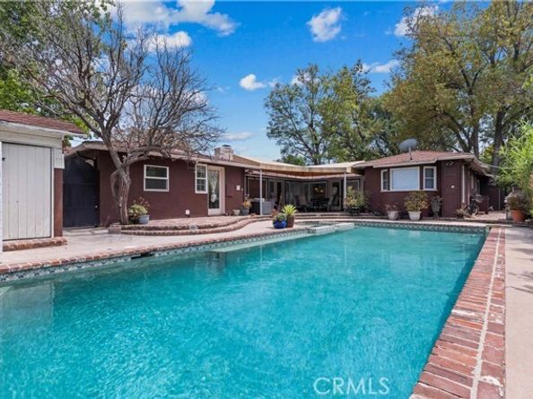 13405 Tiara Street, Los Angeles CA 91401