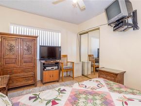 16632 Nordhoff Street, North Hills (los Angeles) CA 91343