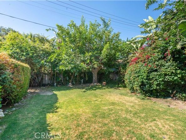 16632 Nordhoff Street, North Hills (los Angeles) CA 91343