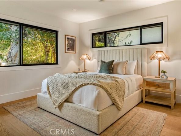 17601 McCormick Street, Encino (los Angeles) CA 91316
