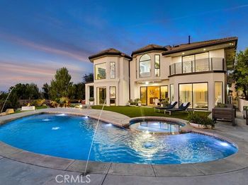 4015 Clarinda Drive