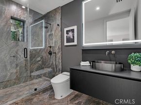 4015 Clarinda Drive, Tarzana (los Angeles) CA 91356