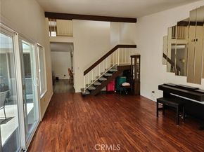10407 Larwin Avenue, Chatsworth (los Angeles) CA 91311