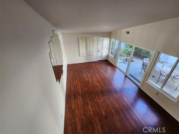 10407 Larwin Avenue, Chatsworth (los Angeles) CA 91311