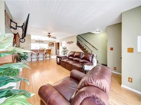 7226 Jordan Avenue 6, Canoga Park (los Angeles) CA 91303