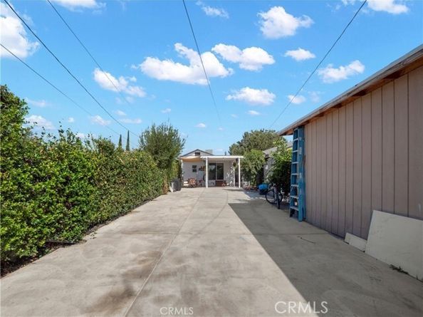 13118 Hoyt Street, Pacoima (los Angeles) CA 91331