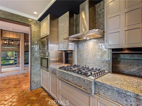 6907 Treasure Trail, Hollywood (los Angeles) CA 90068