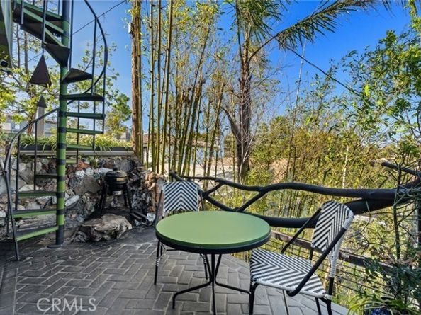 6907 Treasure Trail, Hollywood (los Angeles) CA 90068