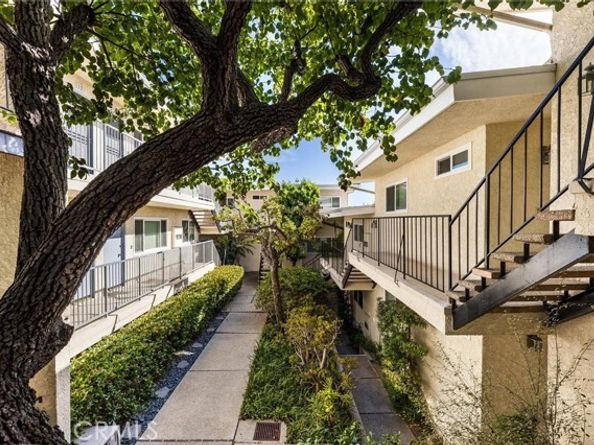 538 Avenue A 2A, Redondo Beach CA 90277