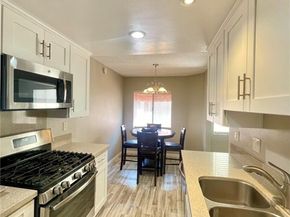 8020 Langdon Avenue 208, Van Nuys (los Angeles) CA 91406