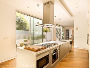 936 Milwood Avenue, Venice (los Angeles) CA 90291