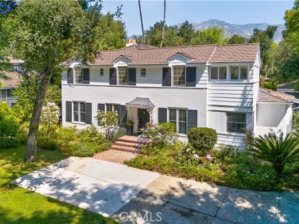 275 Arbolada Dr, Arcadia CA 91006