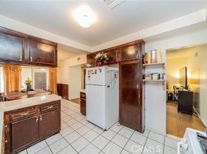 918 S Oak Street, Inglewood CA 90301