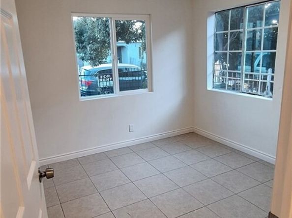859 E 53rd Street, Los Angeles CA 90011
