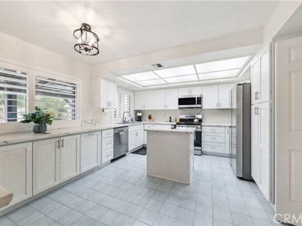 20448 Arminta, Winnetka (los Angeles) CA 91306
