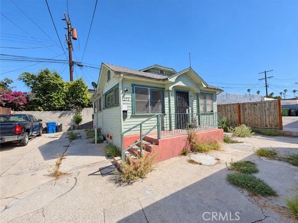 1272 Queen Anne, Los Angeles CA 90019