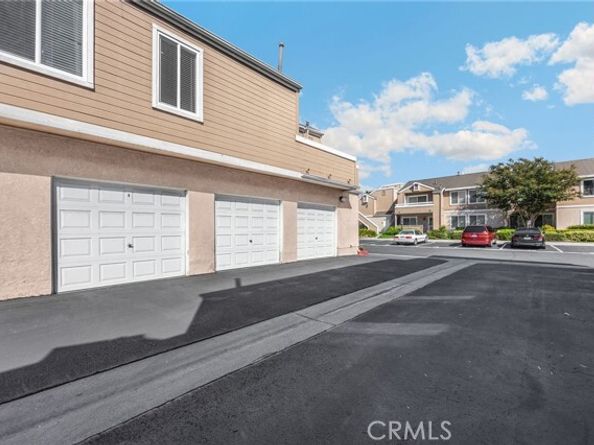 10411 E Briar Oaks, Stanton CA 90680