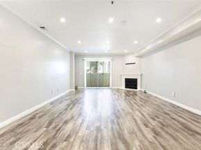 15114 Sherman Way 106, Van Nuys (los Angeles) CA 91405