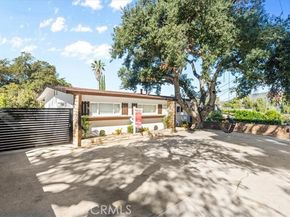 10143 Oro Vista Ave., Sunland (los Angeles) CA 91040