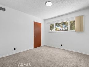 10143 Oro Vista Ave., Sunland (los Angeles) CA 91040