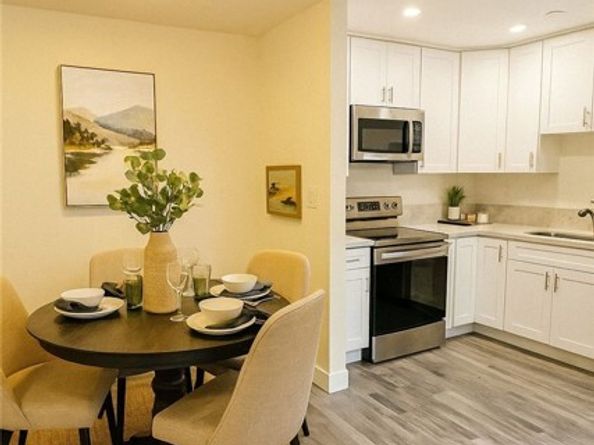 7300 Lennox Avenue I5, Van Nuys (los Angeles) CA 91405