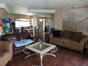 8600 Mason Avenue, Winnetka (los Angeles) CA 91306