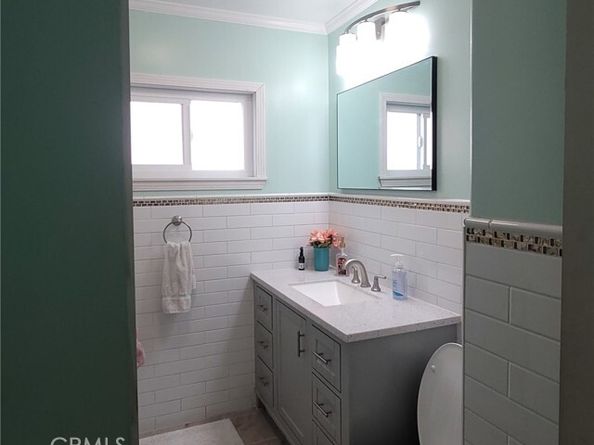 8600 Mason Avenue, Winnetka (los Angeles) CA 91306