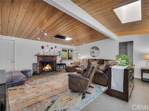 9707 Foothill, Sylmar (los Angeles) CA 91342