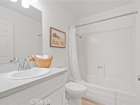 23222 Orange Avenue 7, Lake Forest (el Toro) CA 92630