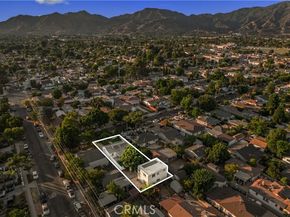 14592 Lyle Street, Sylmar (los Angeles) CA 91342