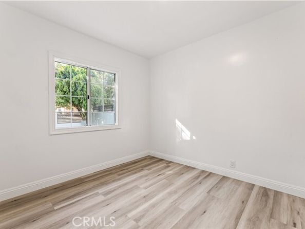 14592 Lyle Street, Sylmar (los Angeles) CA 91342