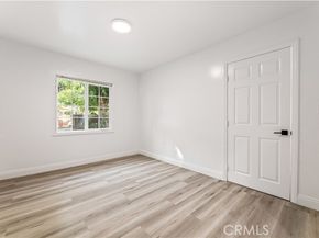 14592 Lyle Street, Sylmar (los Angeles) CA 91342