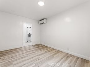 14592 Lyle Street, Sylmar (los Angeles) CA 91342