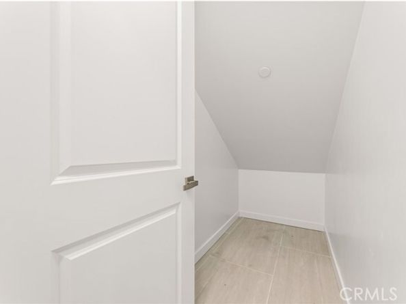 14592 Lyle Street, Sylmar (los Angeles) CA 91342