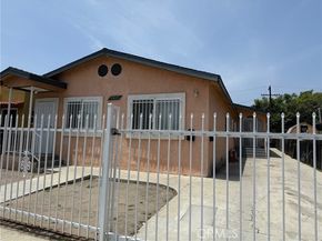 9815 Holmes Avenue, Los Angeles CA 90002