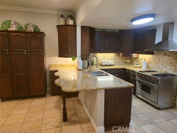 7503 Aqueduct Avenue, Van Nuys (los Angeles) CA 91406