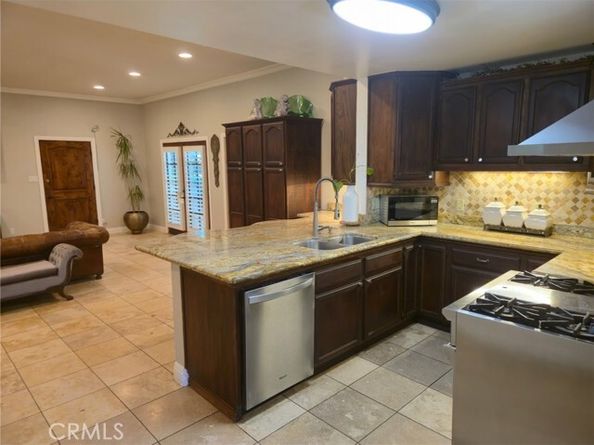 7503 Aqueduct Avenue, Van Nuys (los Angeles) CA 91406