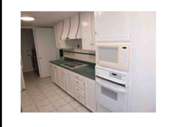 5340 Yarmouth Avenue 205, Encino (los Angeles) CA 91316