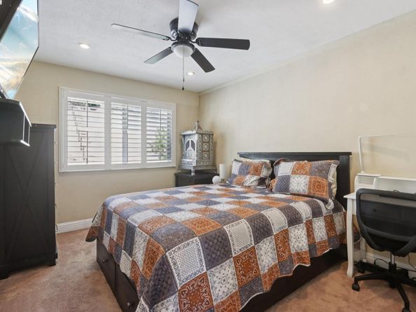 27978 Dobbel Ave, Hayward CA 94542