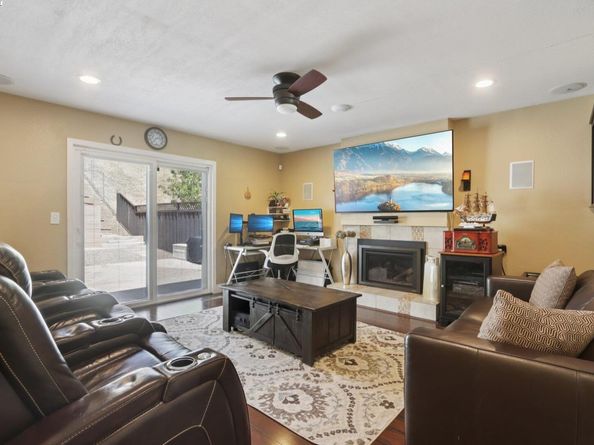 27978 Dobbel Ave, Hayward CA 94542