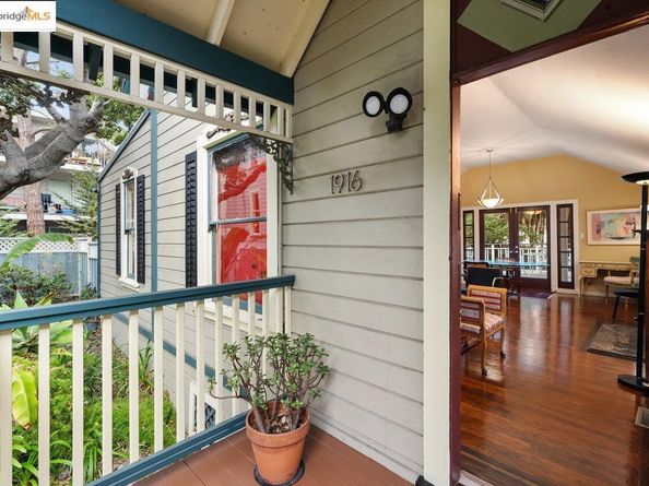 1924 7th, Oakland CA 94606
