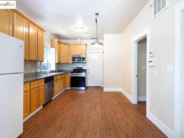 2615 34Th Ave, Oakland CA 94601