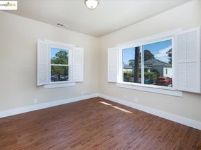 2615 34Th Ave, Oakland CA 94601
