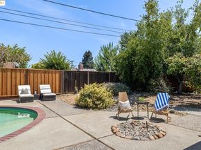 3731 Merridan Dr, Concord CA 94518