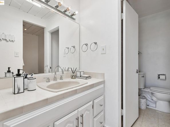 3731 Merridan Dr, Concord CA 94518