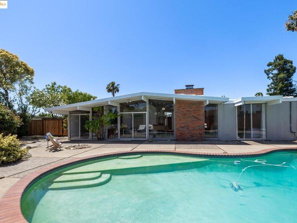 3731 Merridan Dr, Concord CA 94518
