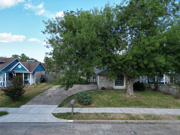 12314 Ashling Drive, Houston TX 77477