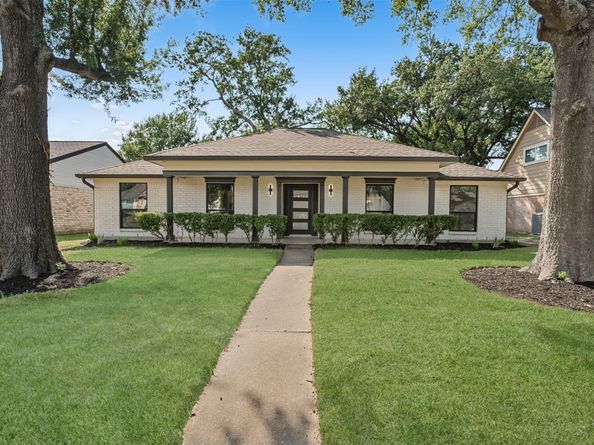 2807 Shadowdale Drive, Houston TX 77043
