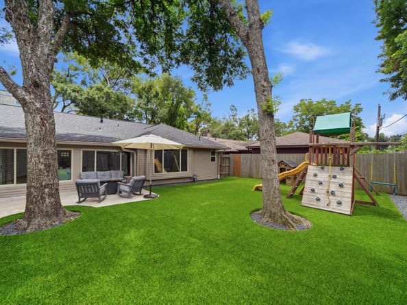 2619 Parana Drive, Houston TX 77080